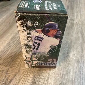 Ichiro Suzuki Hit Counter Bobblehead Seattle Mariners MLB 2011 Stadium Exclusive